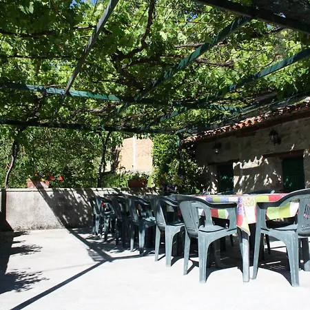 Alloggio per agriturismo Sacchiafarm *